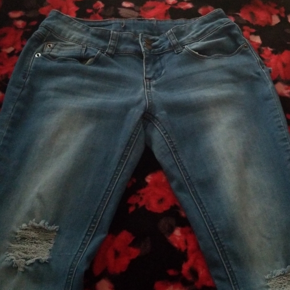 Jeans - Picture 3 of 3